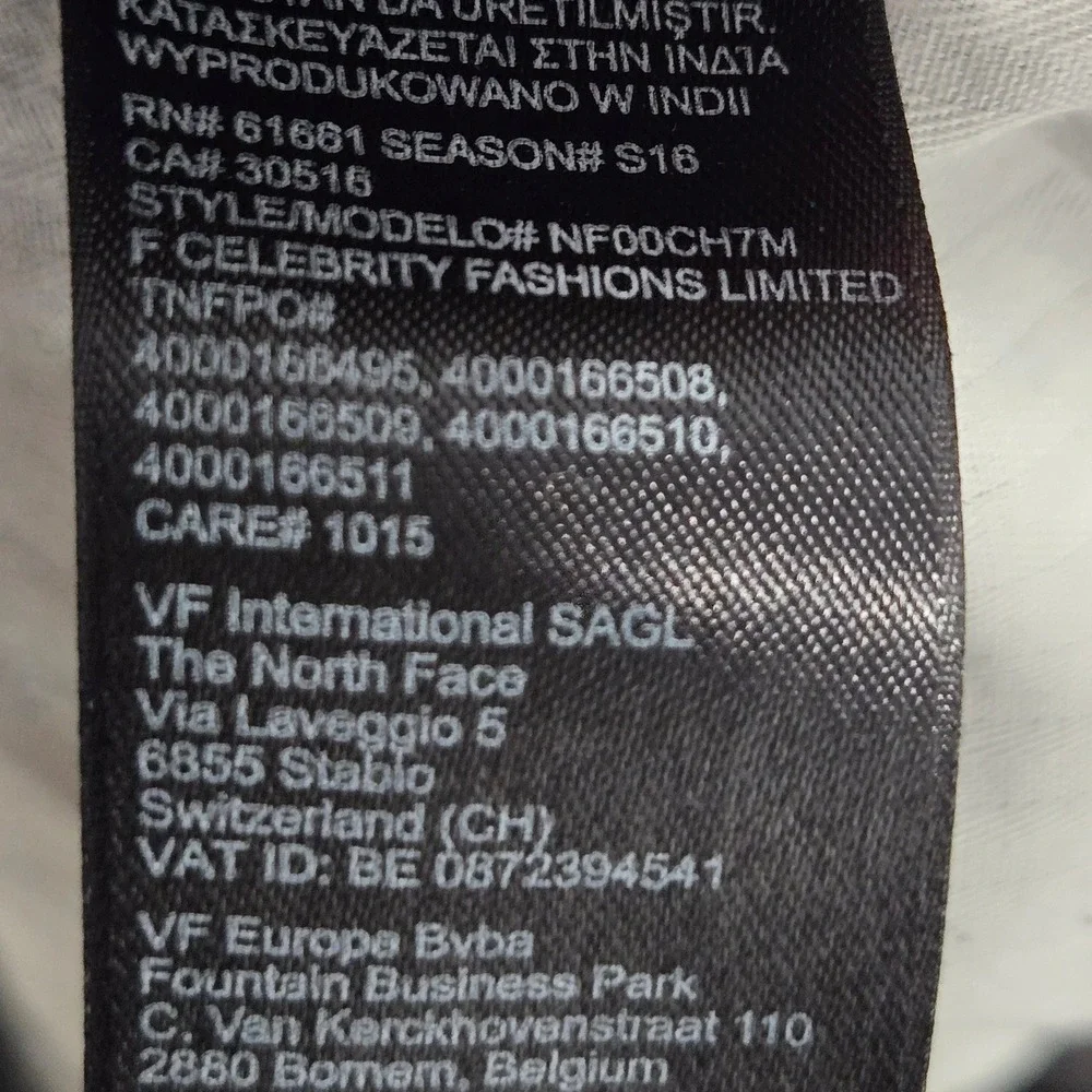 The North Face Narrows Mens Grey Striped Chino Shorts Size 34 Regular Fit